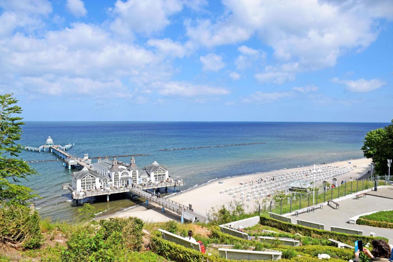 schönes Ferienhaus mit Kamin und Sauna im Ostseebad Sellin Exterior foto