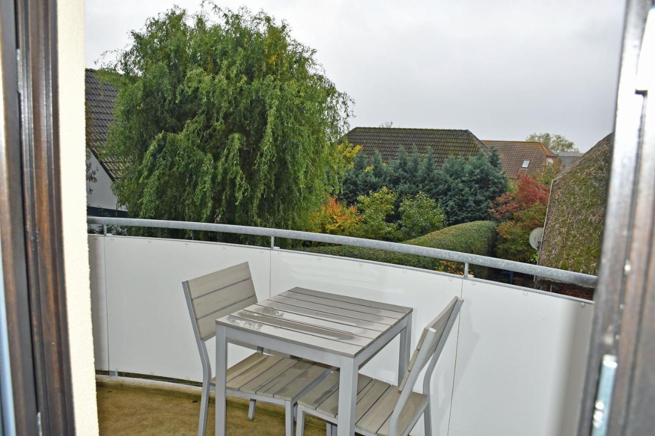 schönes Ferienhaus mit Kamin und Sauna im Ostseebad Sellin Exterior foto
