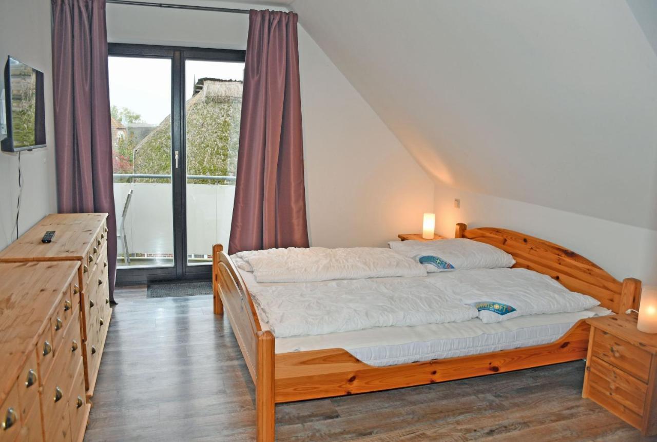 schönes Ferienhaus mit Kamin und Sauna im Ostseebad Sellin Exterior foto